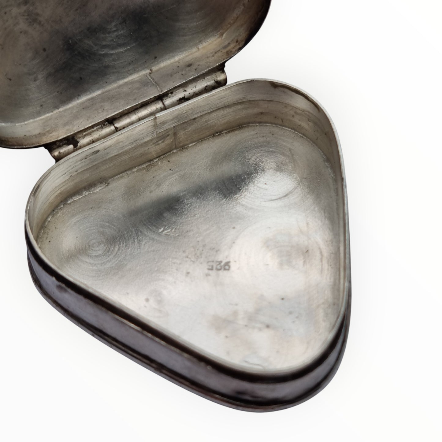 Cajita triangular de plata 925 grabada con bordes redondeados, años 80