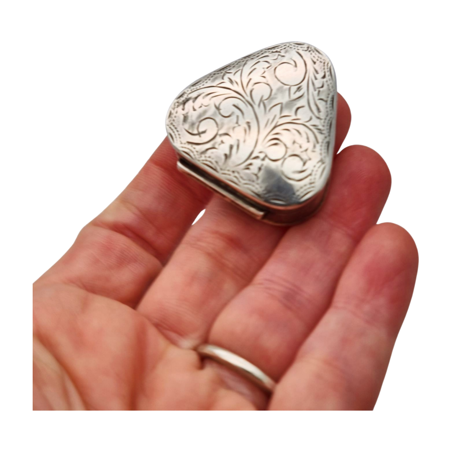 Cajita triangular de plata 925 grabada con bordes redondeados, años 80