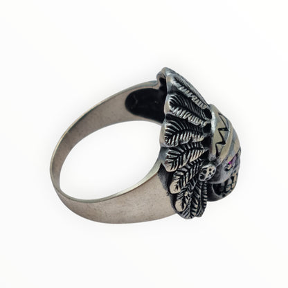 Skull ring in 925 silver with pink rhinestone eyes, 1990s