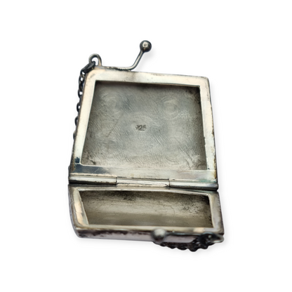 Vintage 925 silver coin purse with chain and floral engraving, 1960s.