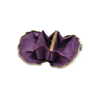 Art Nouveau silver coin purse, floral engraving, France circa 1900-1910