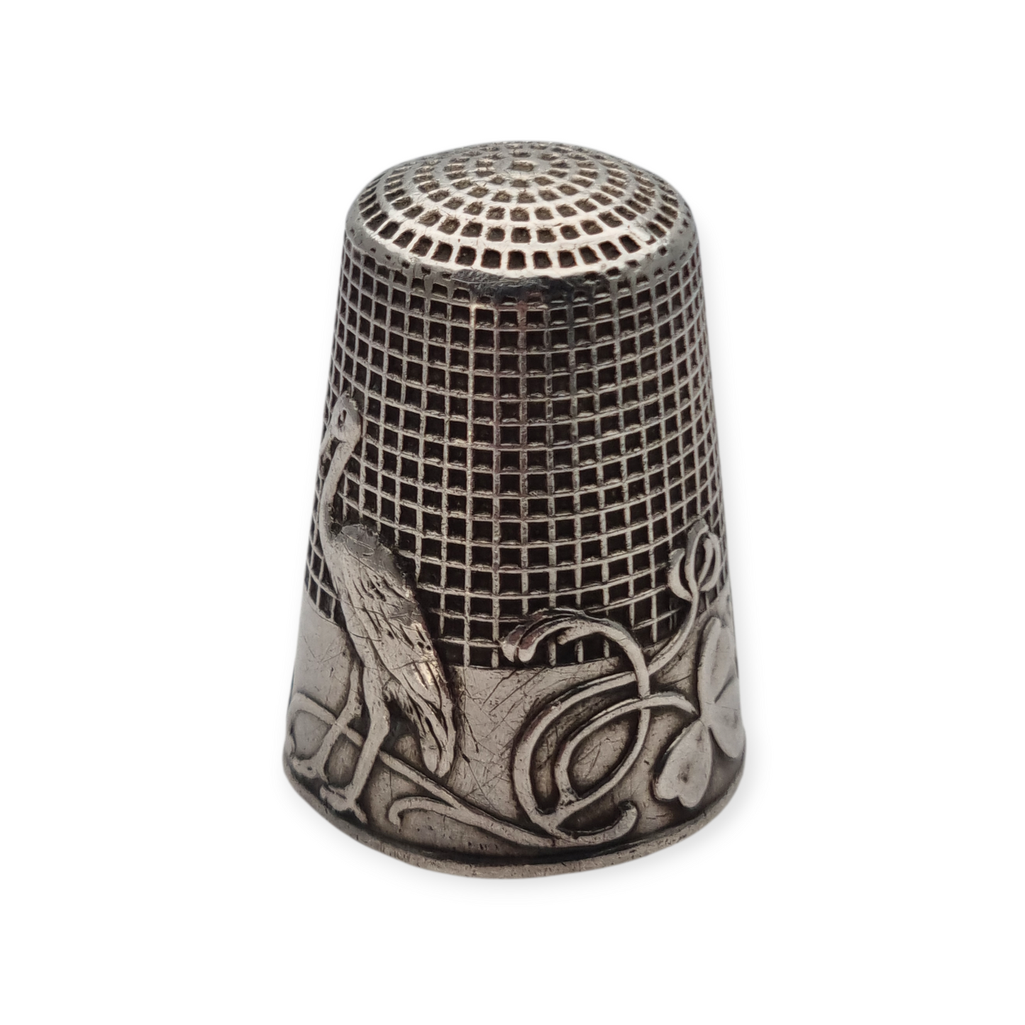 Dedal antiguo plata maciza fábula El zorro y la cigüeña La Fontaine circa 1920-30