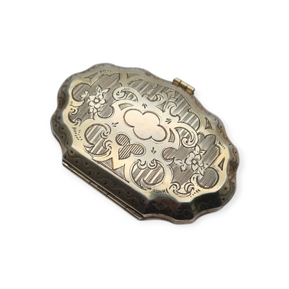 Art Nouveau silver coin purse, floral engraving, France circa 1900-1910