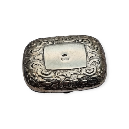 Small Italian silver 925 box engraved with flowers, Milan, circa 1970