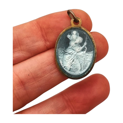 Medalla antigua San Cristóbal esmalte azul protector viajeros Europa, circa 1950-60