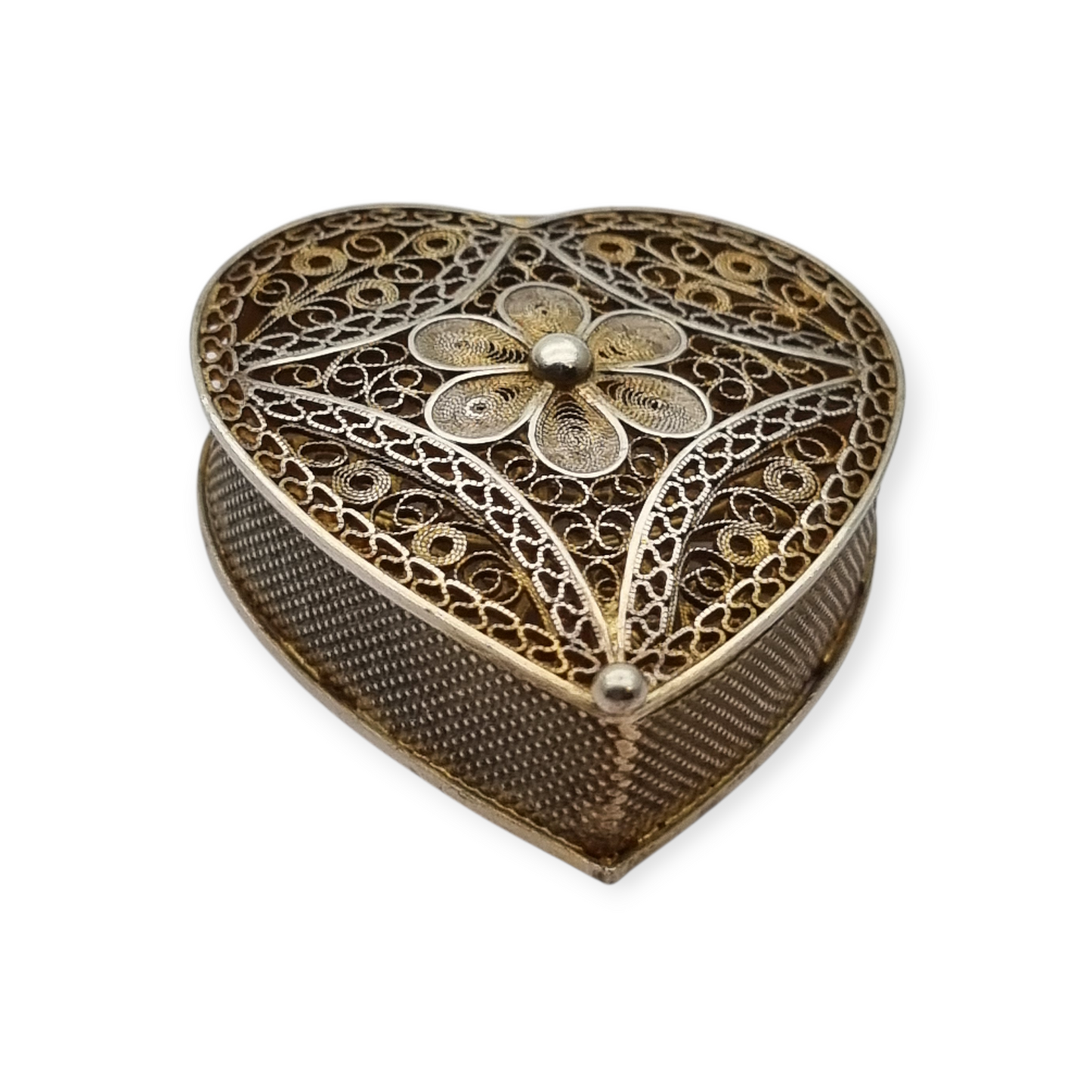 Italian 800 silver box with filigree and heart shape, 1960s-70s.