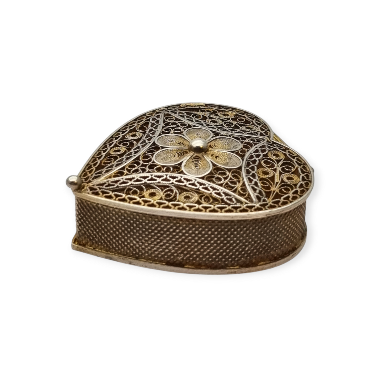 Italian 800 silver box with filigree and heart shape, 1960s-70s.