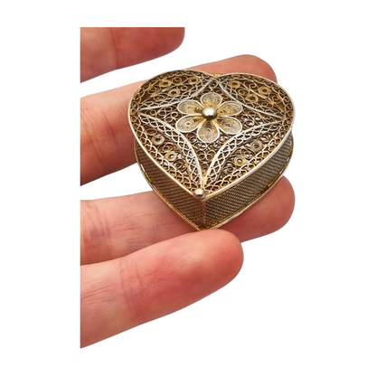 Italian 800 silver box with filigree and heart shape, 1960s-70s.