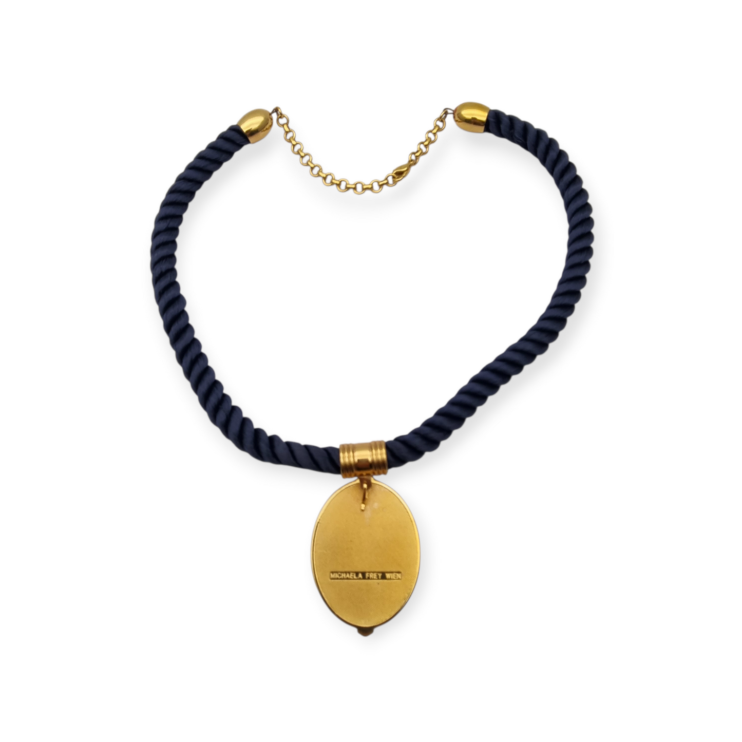 Collar con colgante de iris de Michaela Frey Wien esmaltado con cordón azul, circa 1980