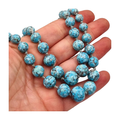 Vintage two-row turquoise blue ombré beaded necklace circa 1980
