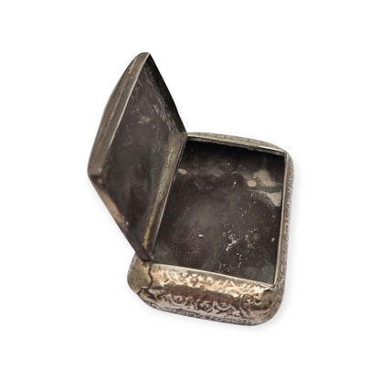 Antique French silver snuff box with engraved decoration, circa 1900