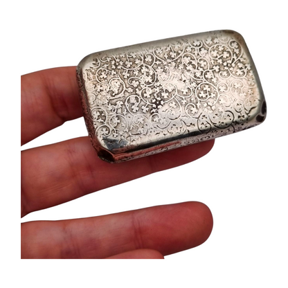 Antique French silver snuff box with engraved decoration, circa 1900