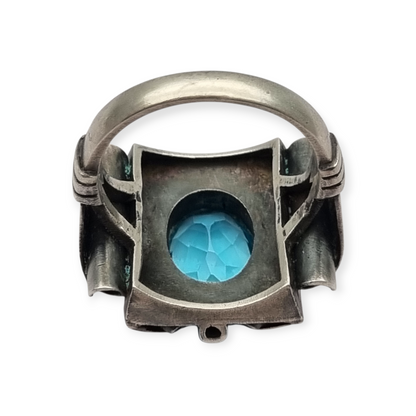 Anillo art deco catalán de plata 925, vistas oro y cristal azul simil aguamarina, España circa 1930.