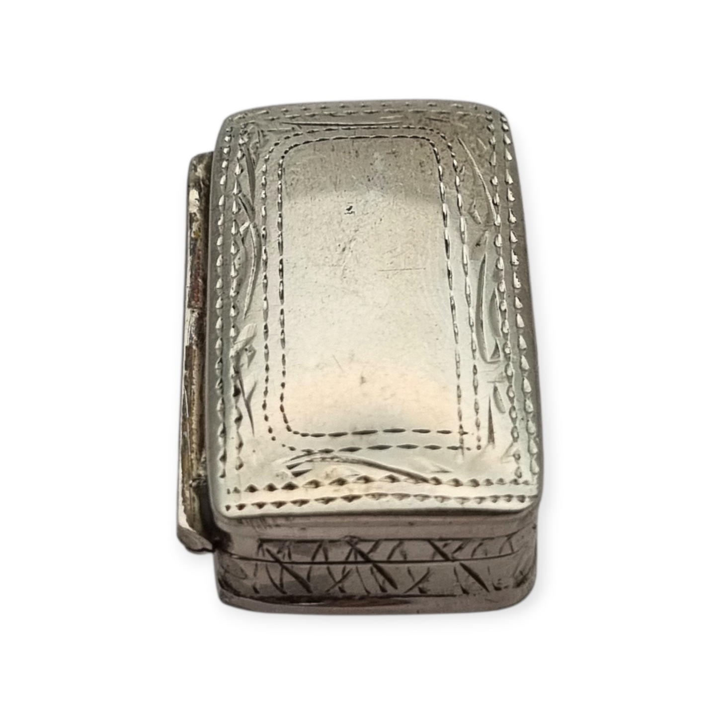 Small rectangular 925 silver box with geometric engraving, Italy circa 1990