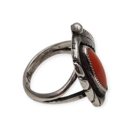 Anillo Navajo plata coral rojo hoja firmado GM, Gerald Mitchell, joyería Boho, circa 1970-80