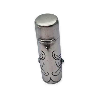 Frasco ugendstil de plata 800 y piedras verdes, pavo real, Alemania, circa 1910