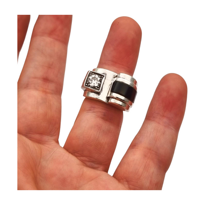 Anillo Art Déco francés en Plata 800 con ónix y cristal circa 1930