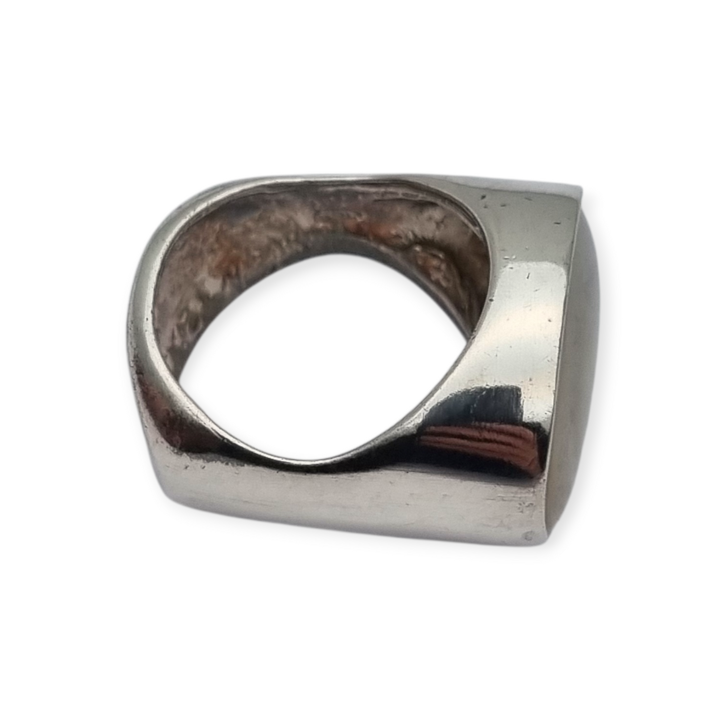 Anillo de diseñador estilo boho en plata y nácar firmado Athena, Europa años 90