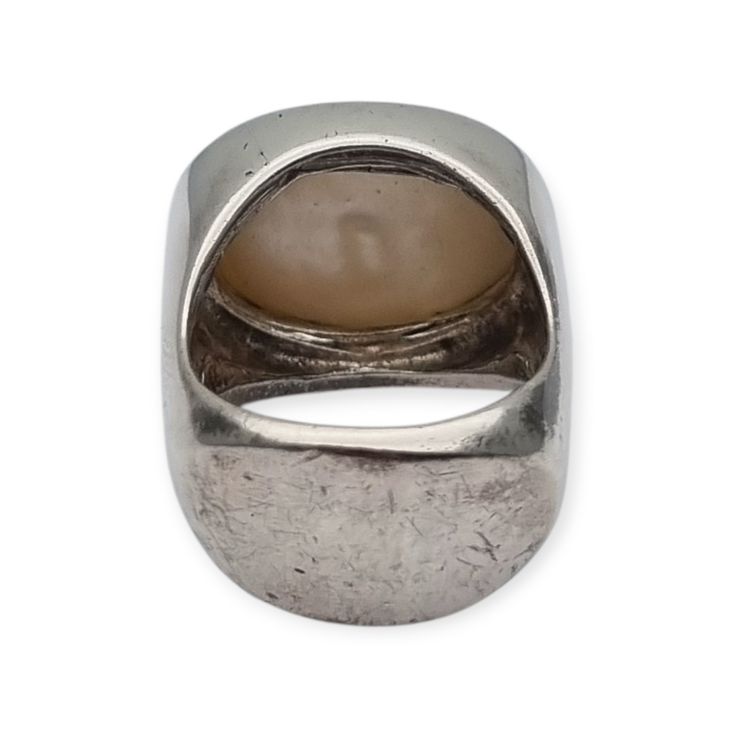 Anillo de diseñador estilo boho en plata y nácar firmado Athena, Europa años 90