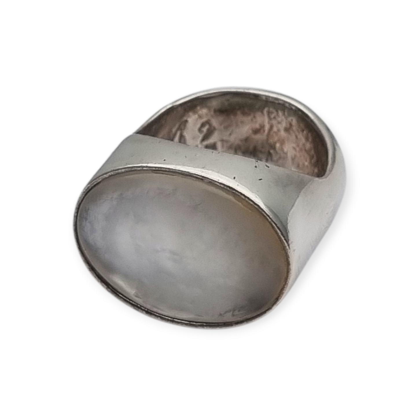 Anillo de diseñador estilo boho en plata y nácar firmado Athena, Europa años 90
