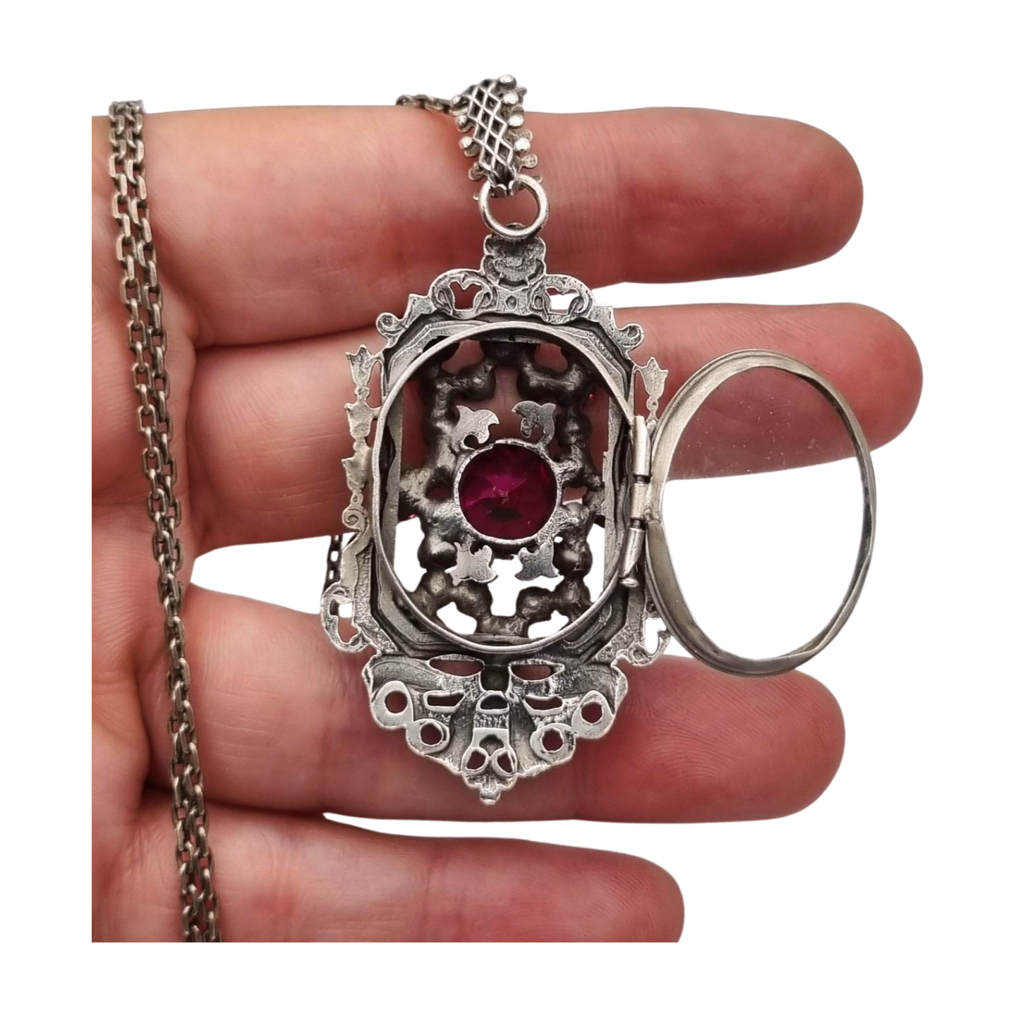 Guardapelo art nouveau de plata con cristales rosas circa 1920