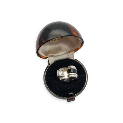 Anillo Art Déco francés en Plata 800 con ónix y cristal circa 1930