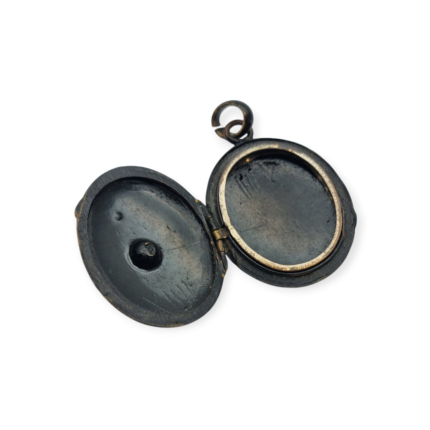 Guardapelo victoriano negro con piedra, joyería de luto, circa 1890-1900