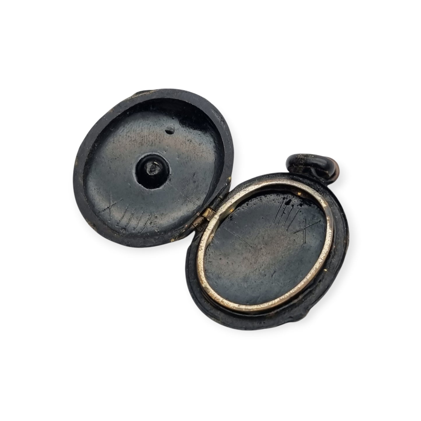 Guardapelo victoriano negro con piedra, joyería de luto, circa 1890-1900