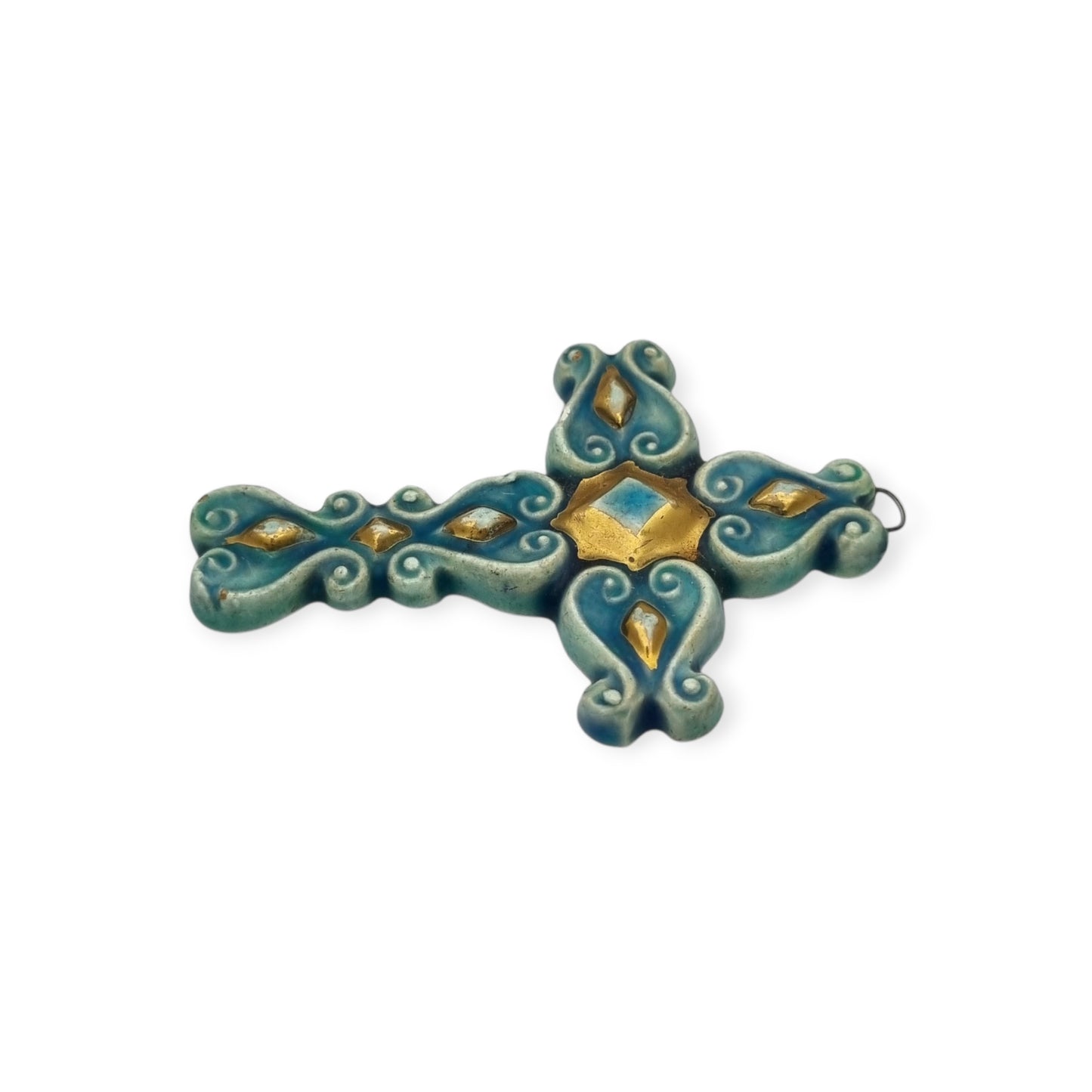 Colgante cruz esmaltada azul y dorado Francia años 60 cerámica vitrificada