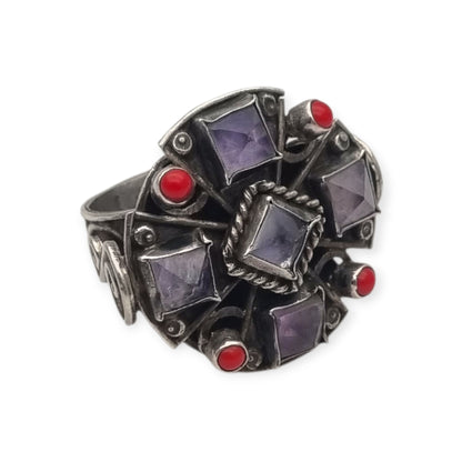 Escorcia .925 sterling silver ring from Mexico with amethysts and red details, circa 1990