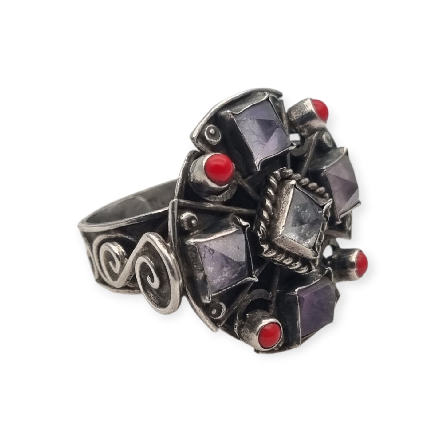 Escorcia .925 sterling silver ring from Mexico with amethysts and red details, circa 1990