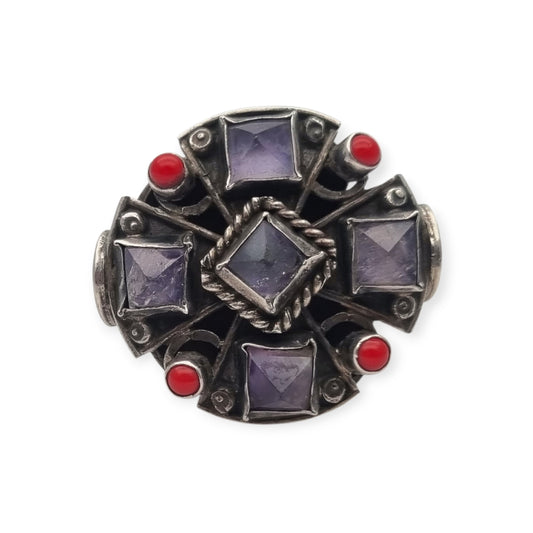 Anillo marca Escorcia plata 925 México con amatistas y detalles rojos circa 1990
