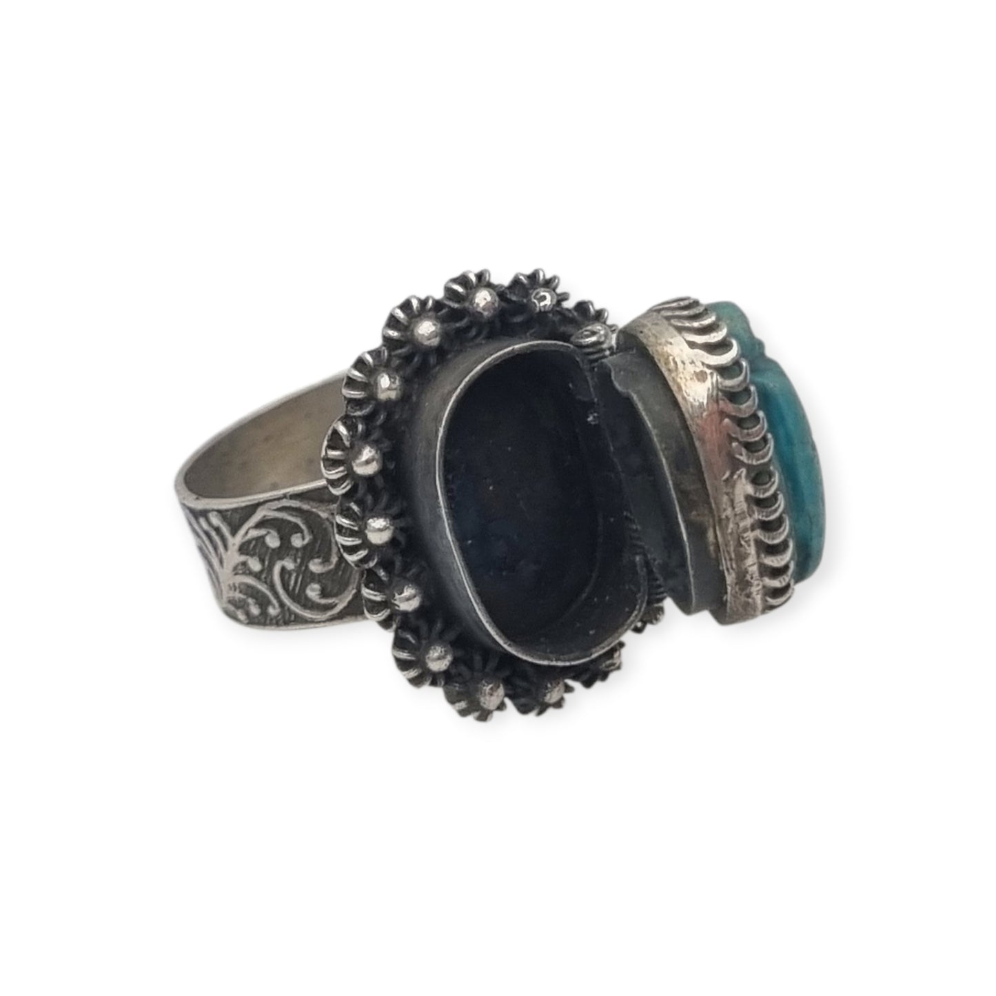 Egyptian poison or locket ring in silver with turquoise scarab, circa 1960