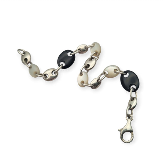 Vintage anchor chain bracelet in silver and mother-of-pearl circa 1980