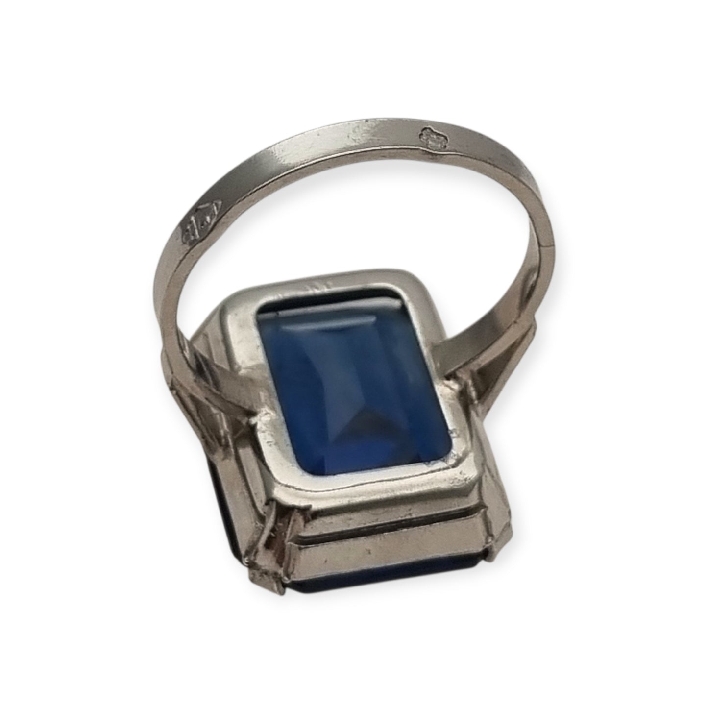 Late Art Deco French silver ring with rectangular faceted blue stone, 1950s