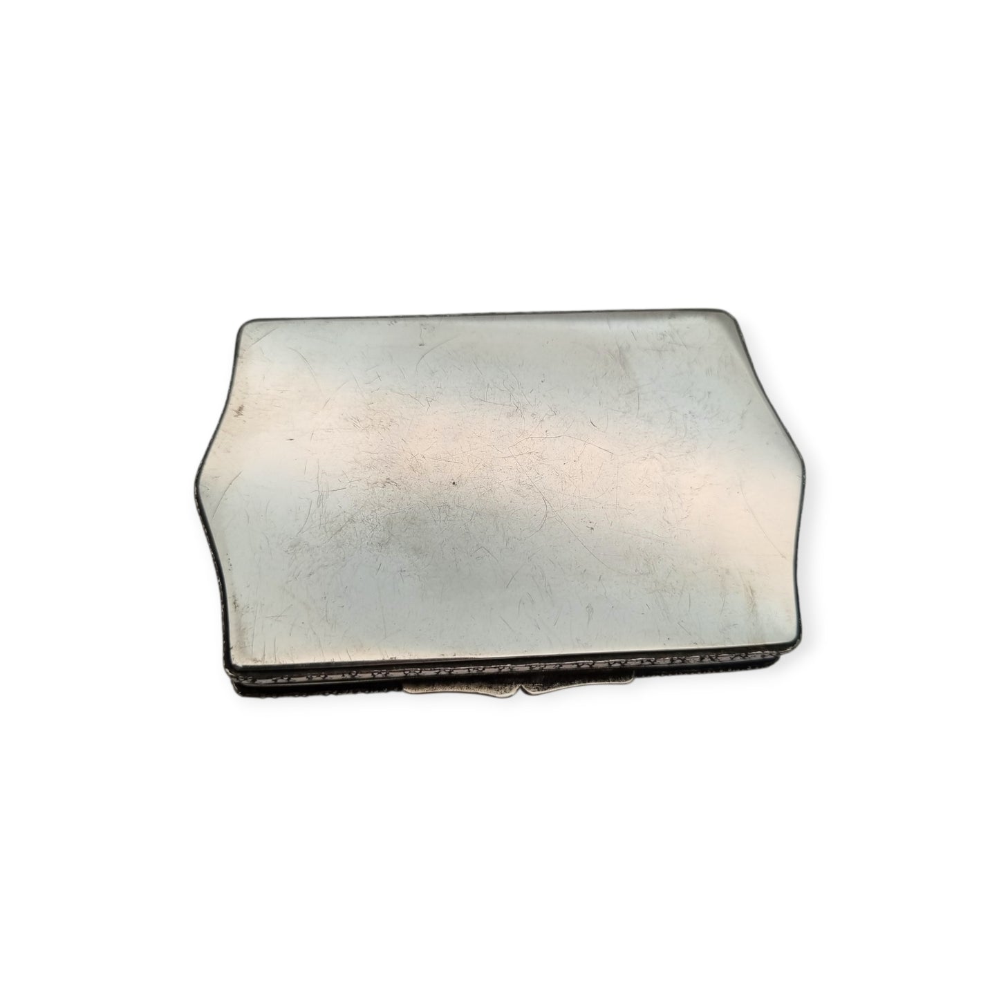 Art Nouveau rectangular box in 800 silver, Europe, circa 1910, engraved floral decoration and central monogram