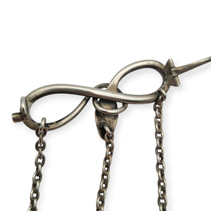 Alfiler chatelaine victoriana de plata 800 de serpiente e infinito, Europa, XIX - XX
