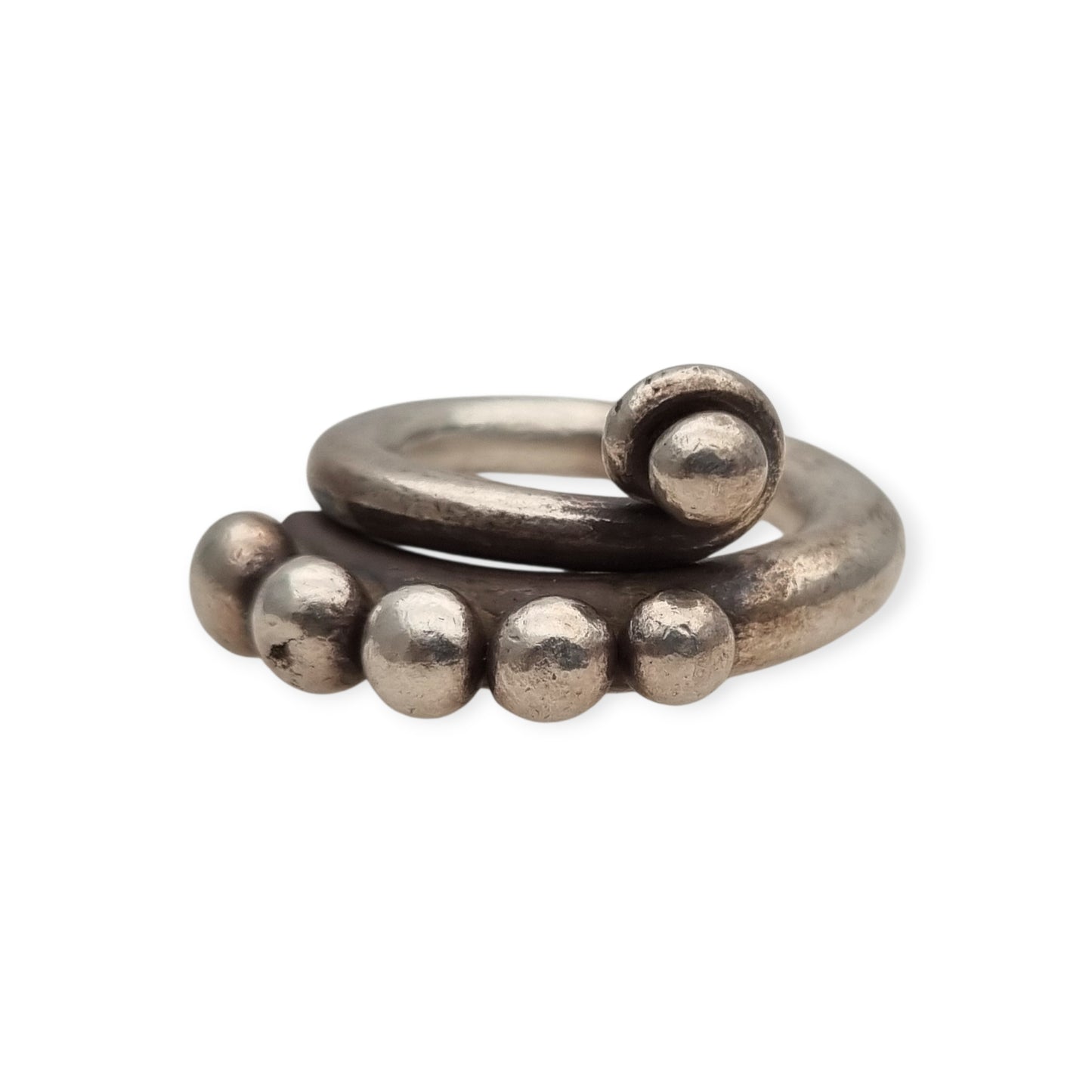 Handmade African ethnic silver ring, spiral design with spheres, 60s-70s