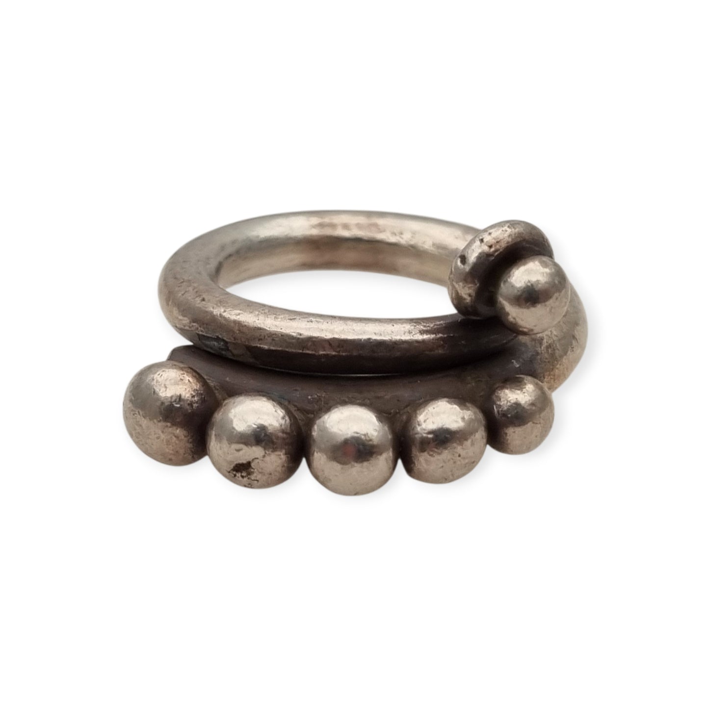Handmade African ethnic silver ring, spiral design with spheres, 60s-70s