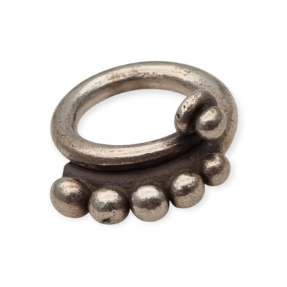 Handmade African ethnic silver ring, spiral design with spheres, 60s-70s