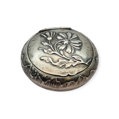 Antique silver box with floral relief and European vegetal decoration, 1930s-1940s
