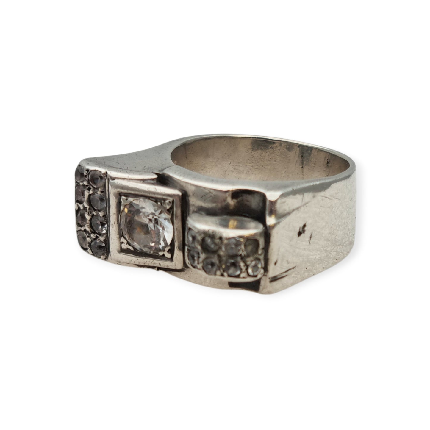 Art Deco silver and white gemstone ring, asymmetrical geometric design, France circa 1940