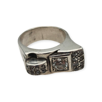 Art Deco silver and white gemstone ring, asymmetrical geometric design, France circa 1940