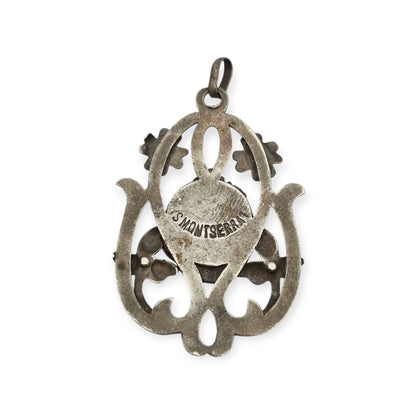 Colgante modernista de plata Nuestra Señora de Montserrat, La Moreneta, joyería religiosa, 1920