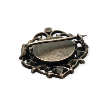 Broche plata Victoriano con vistas de oro, miniatura pintada y pedrería, Francia 1890-1900