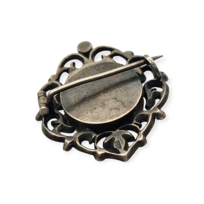Broche plata Victoriano con vistas de oro, miniatura pintada y pedrería, Francia 1890-1900