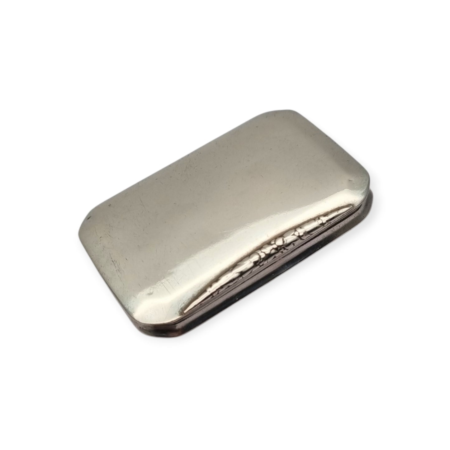 European 800 silver cigarette case with soberly decorated clasp, circa 1940-1950