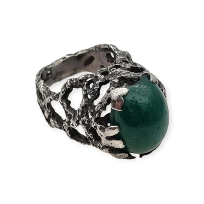 Brutalist textured silver ring with green cabochon organic design circa 1970
