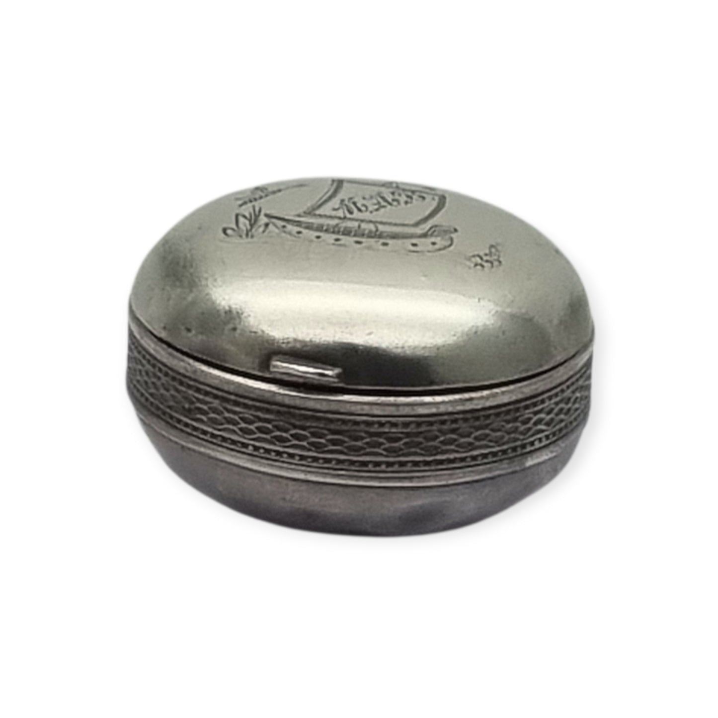 Caja antigua redonda alemana de plata 800 grabada con barco y monograma, circa 190