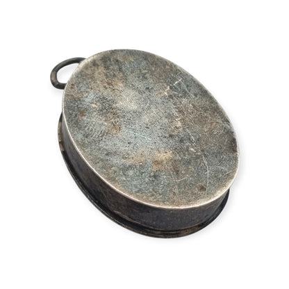 French Catholic three-relic silver reliquary, sealed, historicist devotional circa 1905–1925